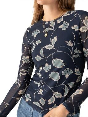 Sanctuary long sleeve mesh top - medium - black paisley